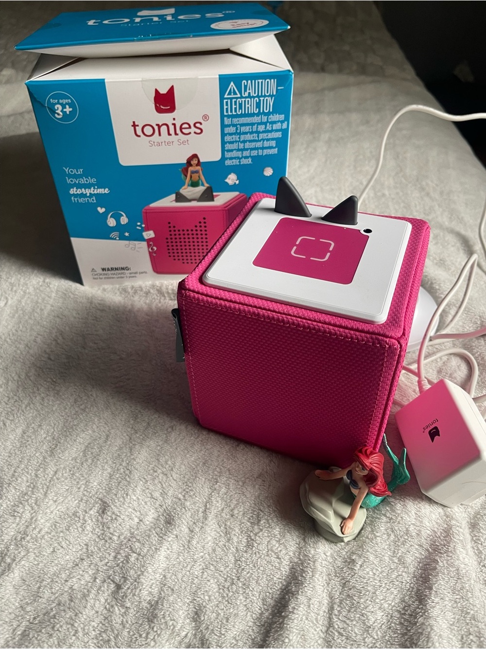 Tonies Pink Toniebox Starter Set - Hot Pink Audio Player New in box
